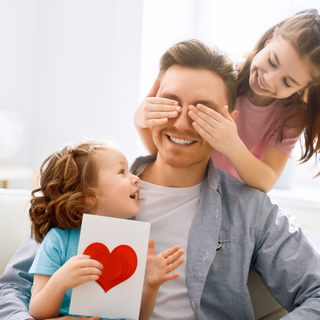 Celebrating the Dads Who Deserve It All: Father’s Day Gift Ideas That Hit the Mark