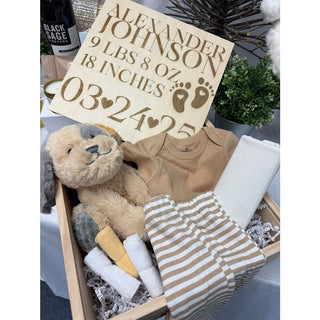 Cherished Beginnings: Fully Personalized Baby Keepsake Box