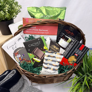 Signature Gourmet: Classic Indulgence Gift Basket