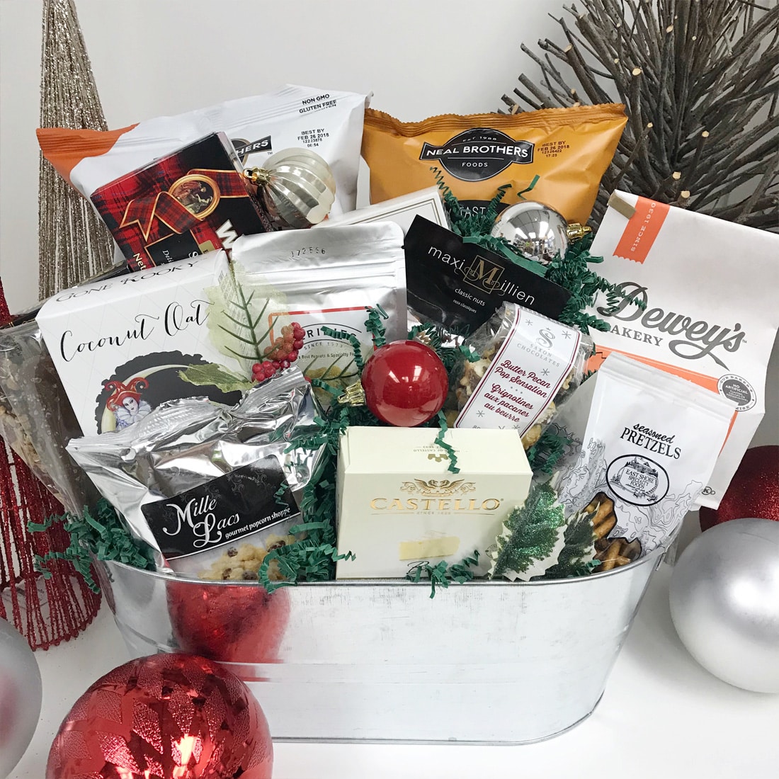 Big Bash Gourmet Holiday Basket